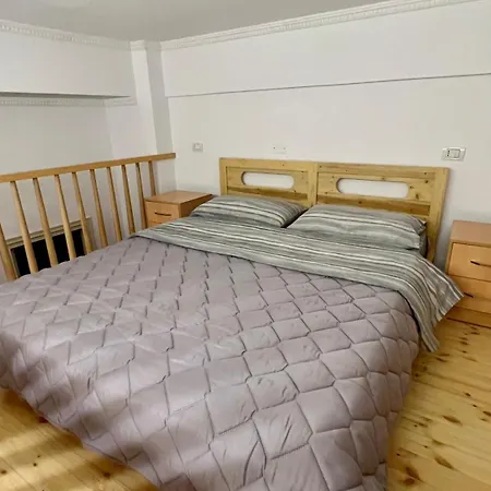 Casa *
