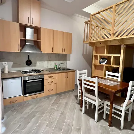 Casa *